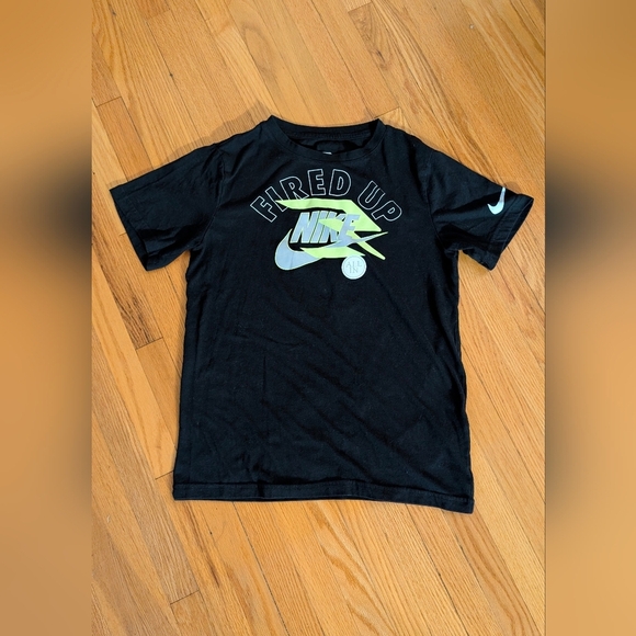 Nike Kids Black T-Shirt - Fired Up Design - Picture 1 of 5
